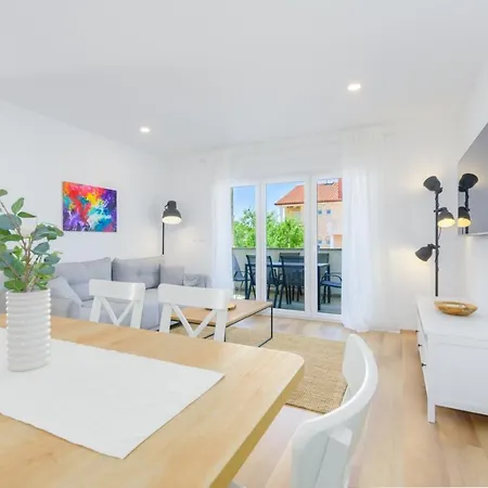 Sanda & Mateja Apartment