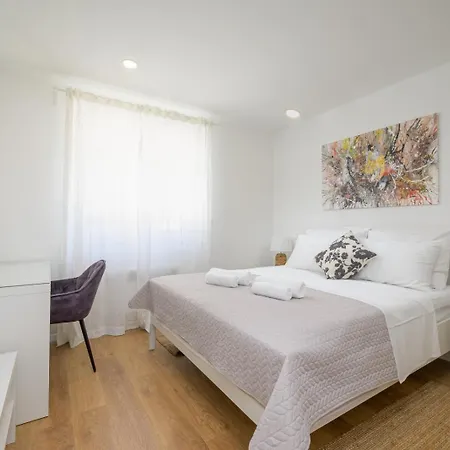 Sanda & Mateja Medulin