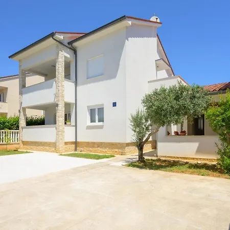 Sanda & Mateja Apartman *