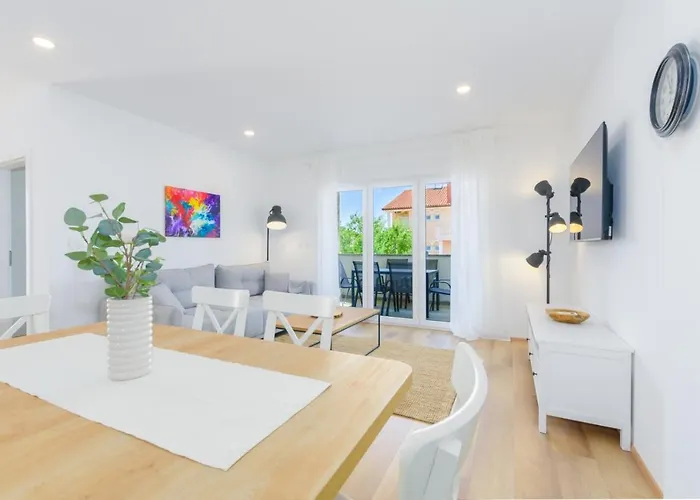 Sanda & Mateja アパート